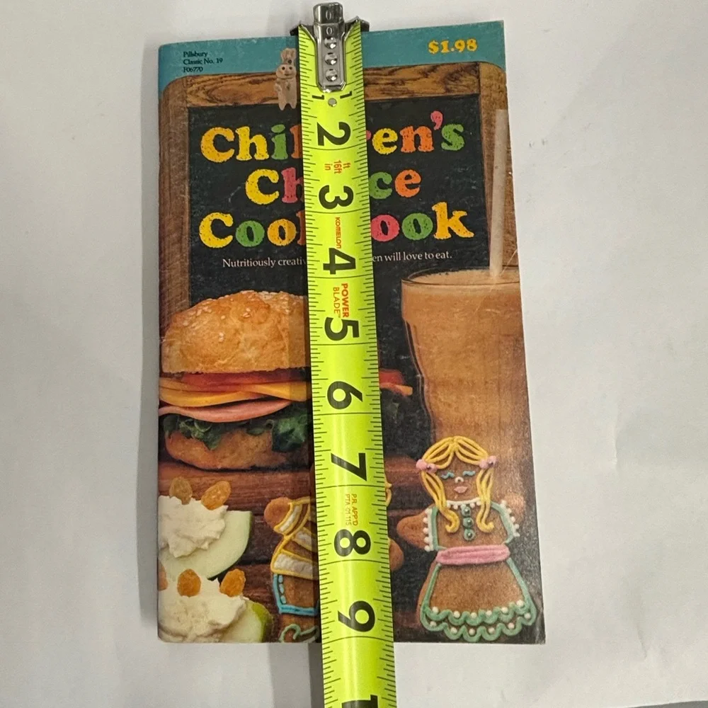 (2) 1980's Pillsbury cookbook magazines